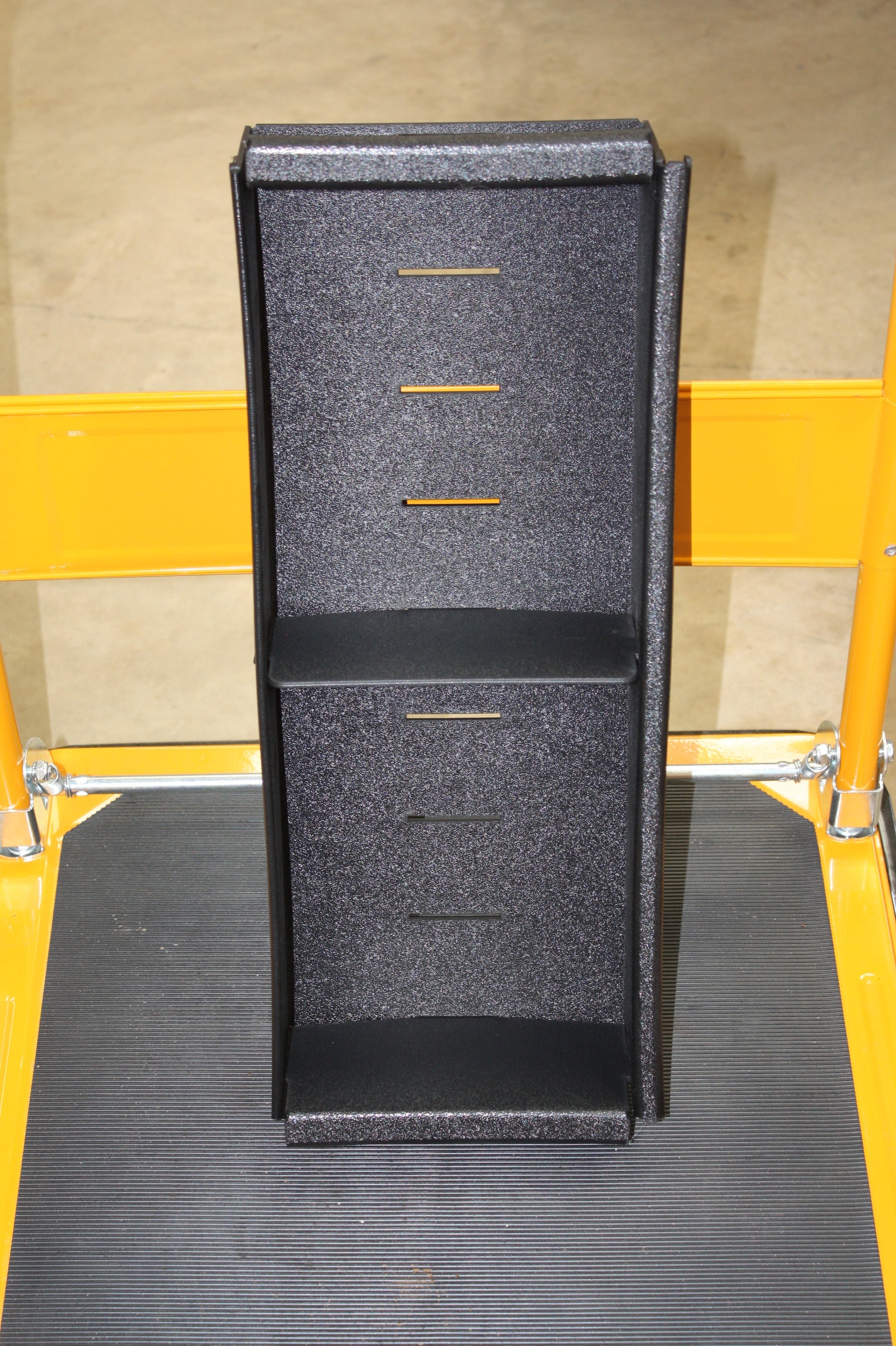 npdblem0004-8-25-x-21-5-hanging-tray