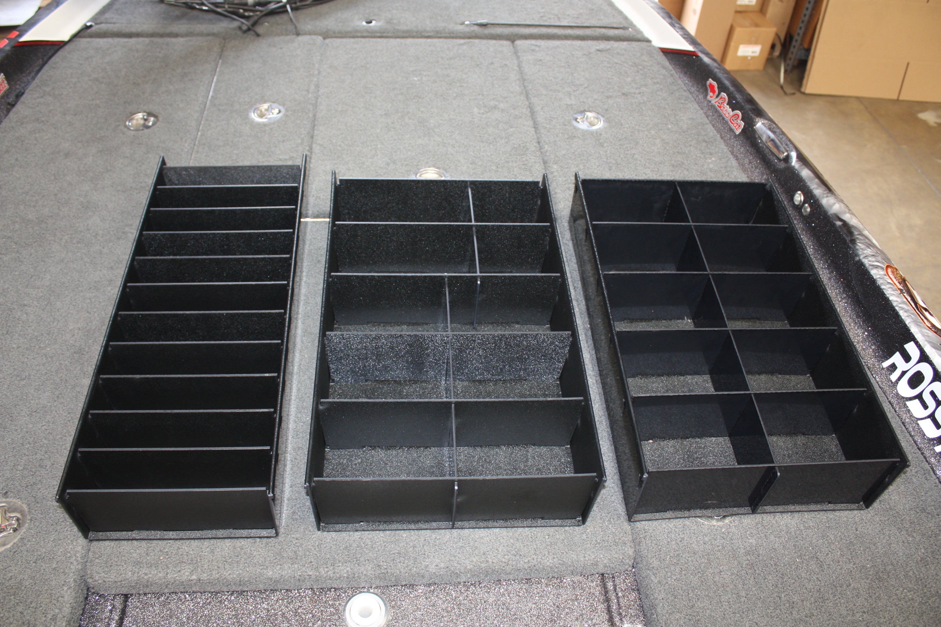 NPDBC0001 2019 COUGAR CENTER COMPARTMENT KIT