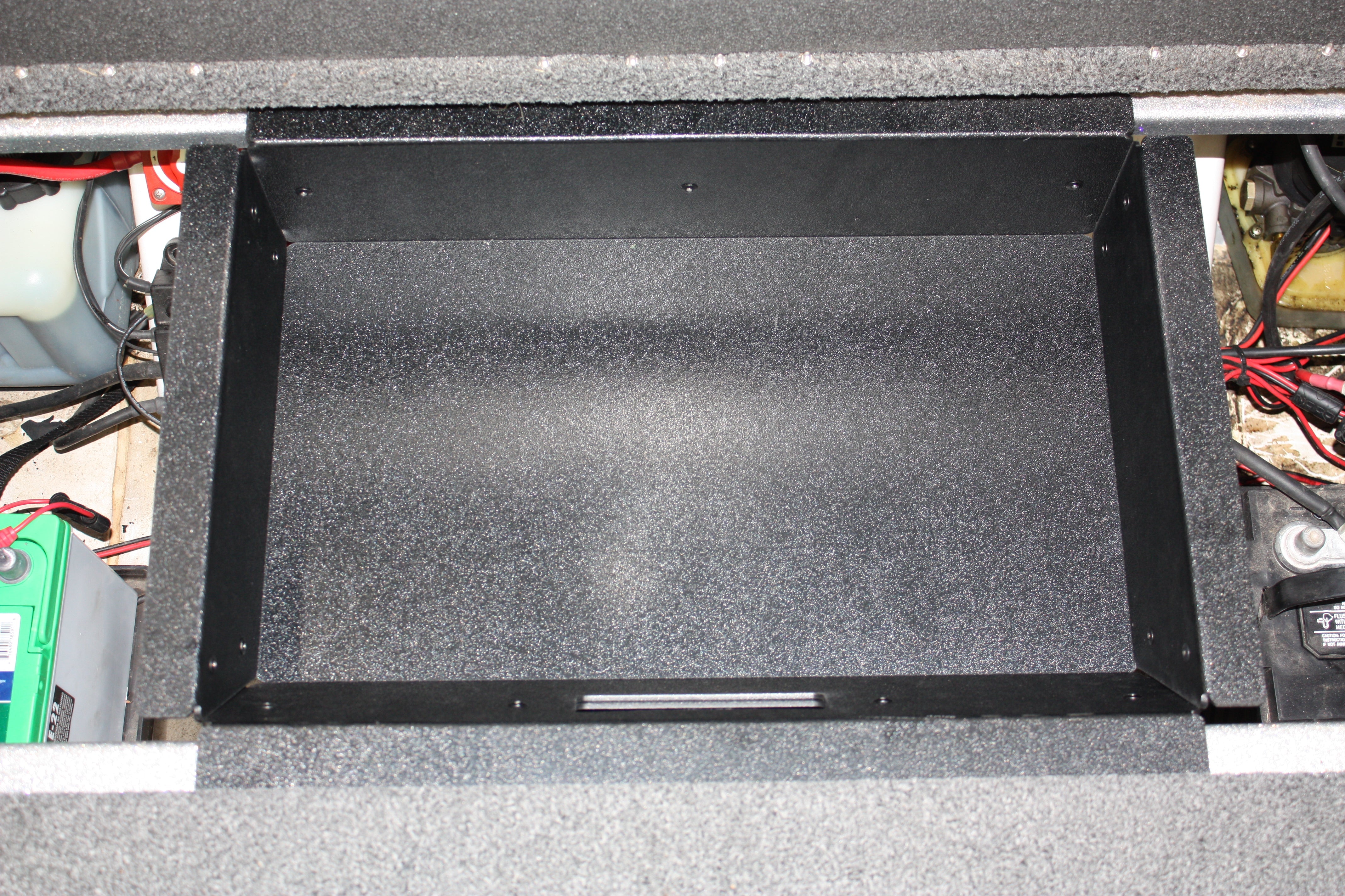 npdnit0013-nitro-2018-z20-battery-compartment-tray