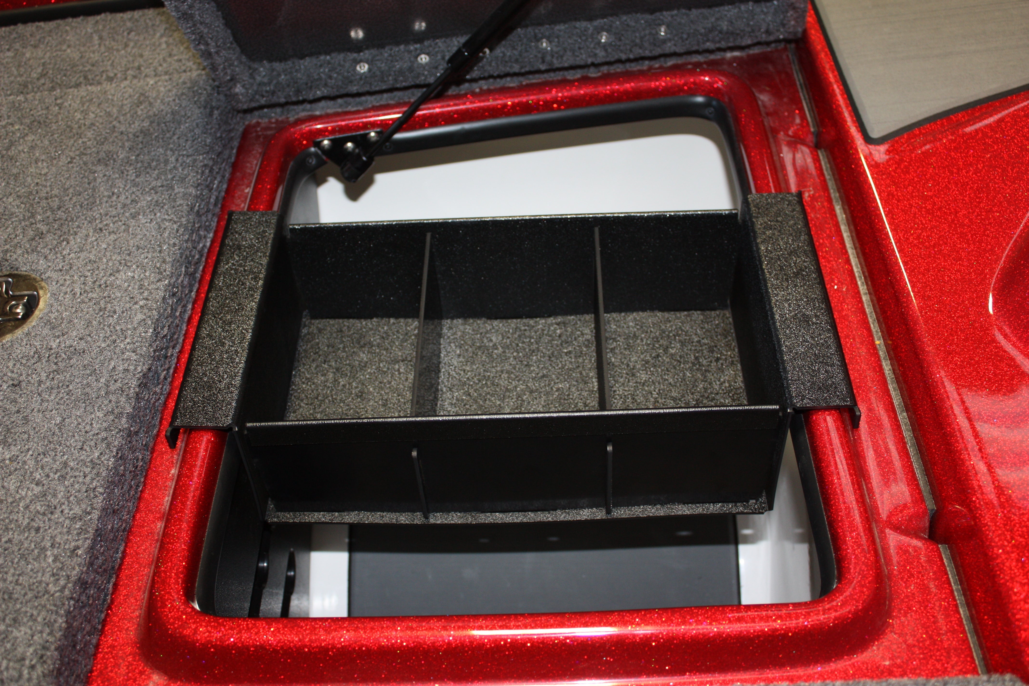 npdfal0009-2022-falcon-f21-predator-day-tray