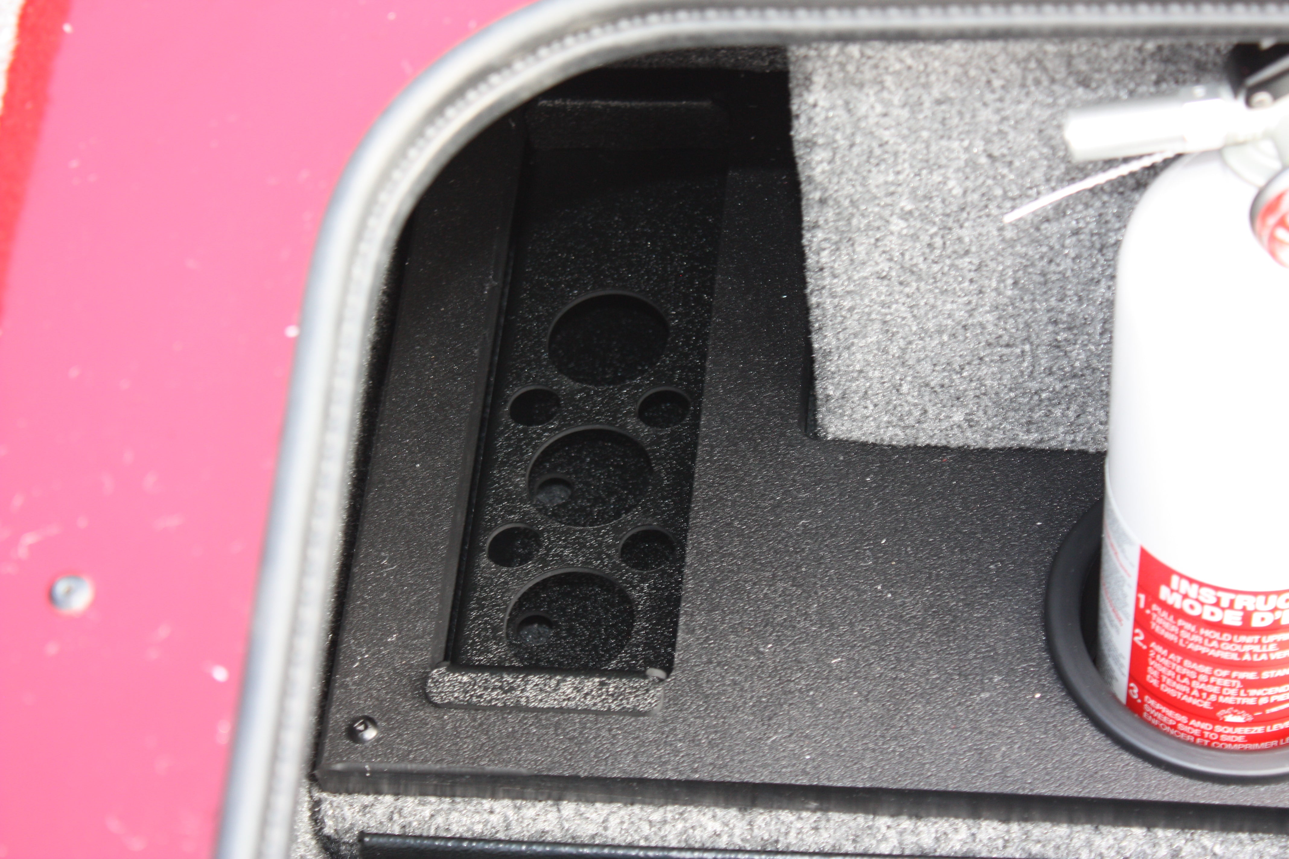 NPDTRAC0004 2022 TRACKER PRO 195 DIPPING DYE AND TOOL INSERTS