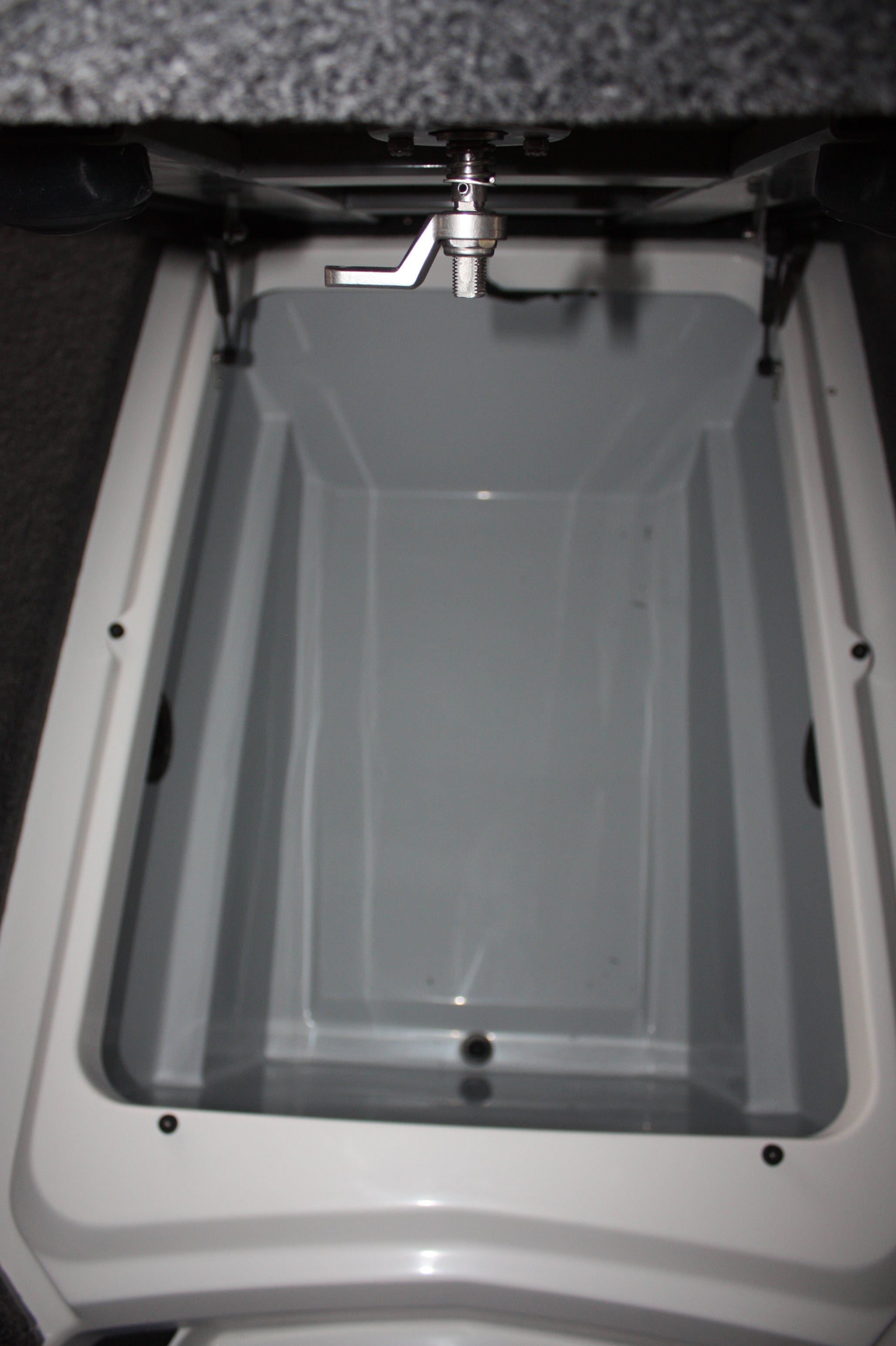 npdik0005-ikon-vlx-20-center-compartment-kit