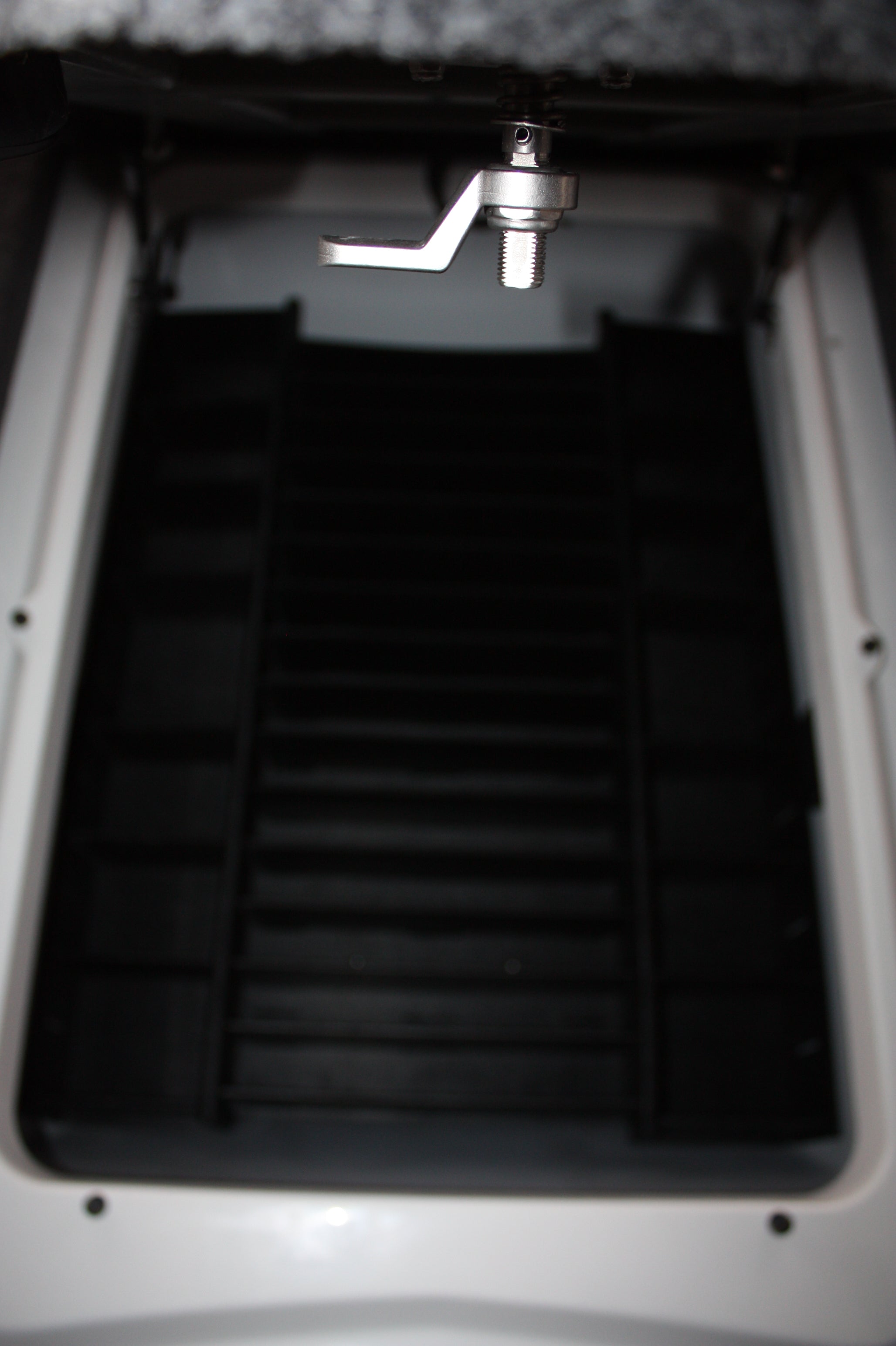 NPDIK0005 iKon VLX, VLS, VLE 20 CENTER COMPARTMENT KIT