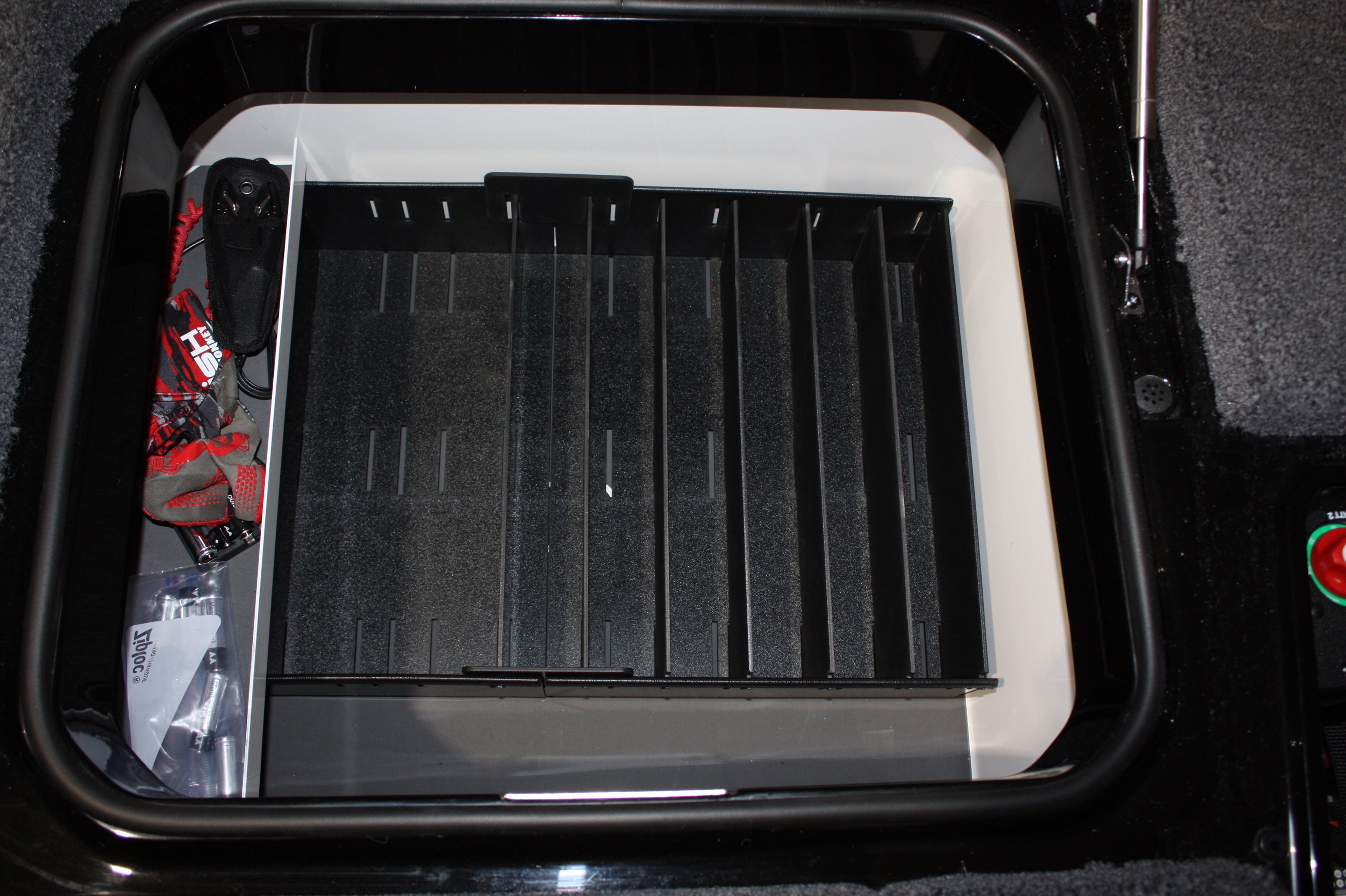 NPDVX0009 2025 VEXUS VXS 21 REAR COMPARTMENT TRAY ORGANIZER