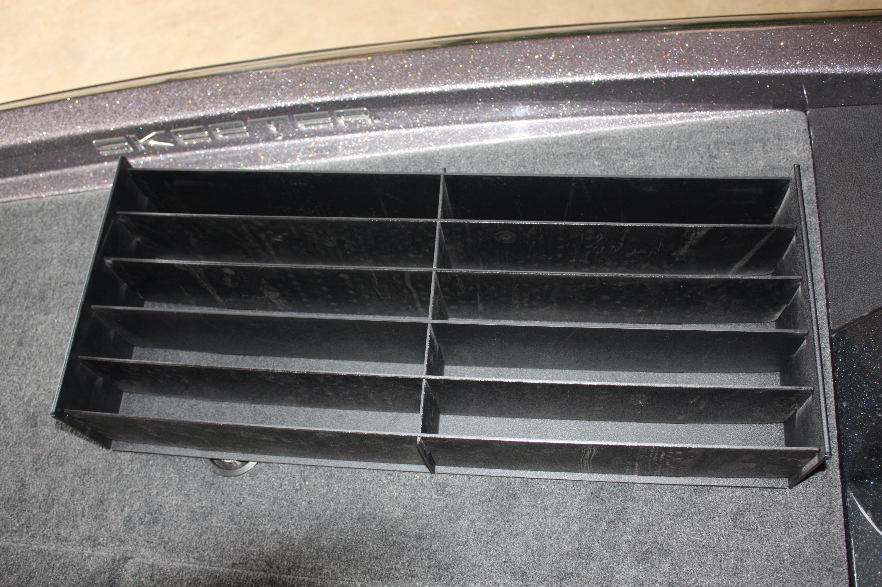 npdsk0003-zx150-skeeter®-rod-locker-plano-box-tray