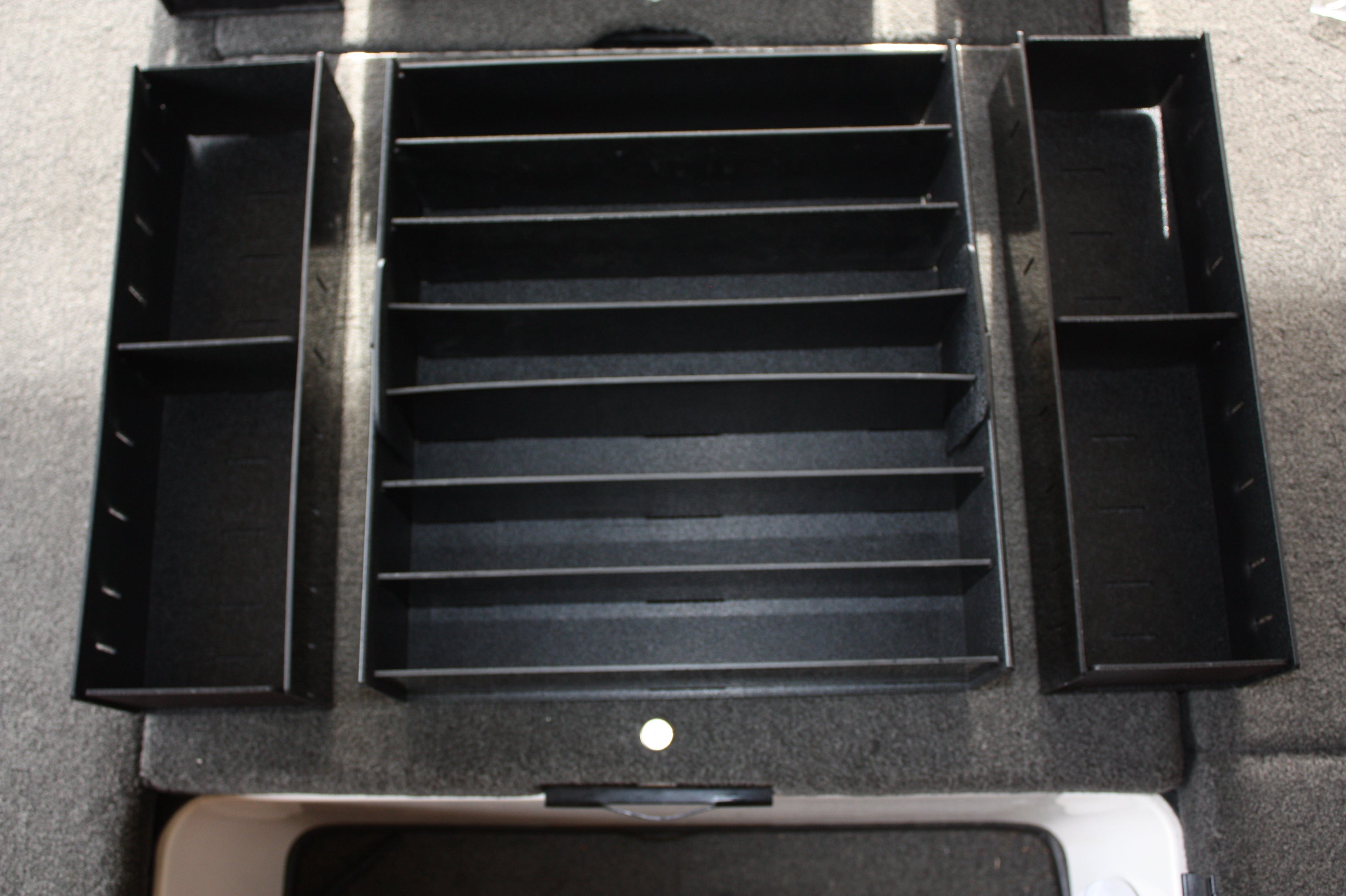 NPDSK0012 Skeeter® 2010 ZX 225, 2012-2014 ZX20/21, 2014-2016 FX, 2009-2011 ZX200 FRONT DECK COMPARTMENT 2 TRAY SYSTEM