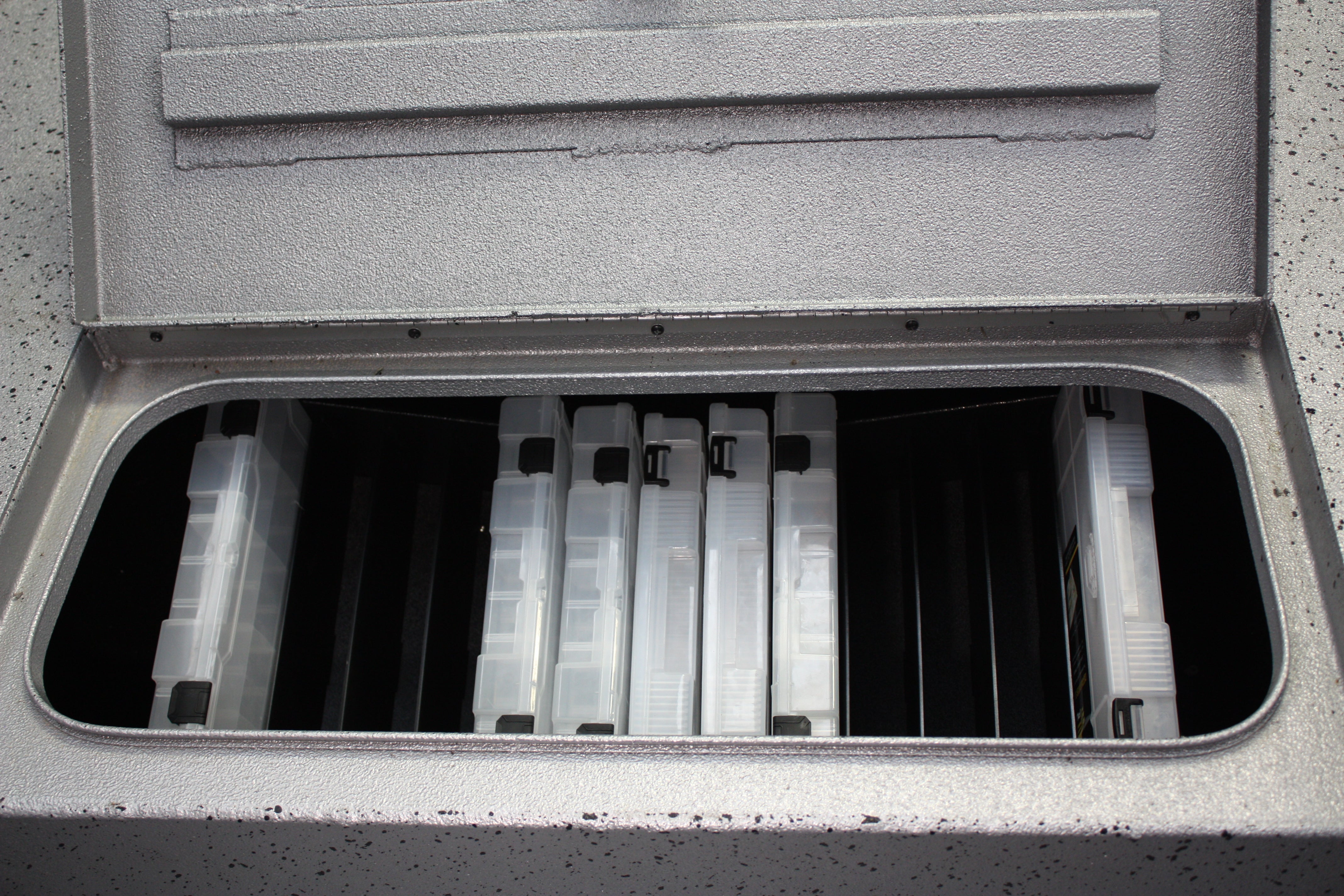 NPDX0004 XPRESS H 22 B PLANO TRAY