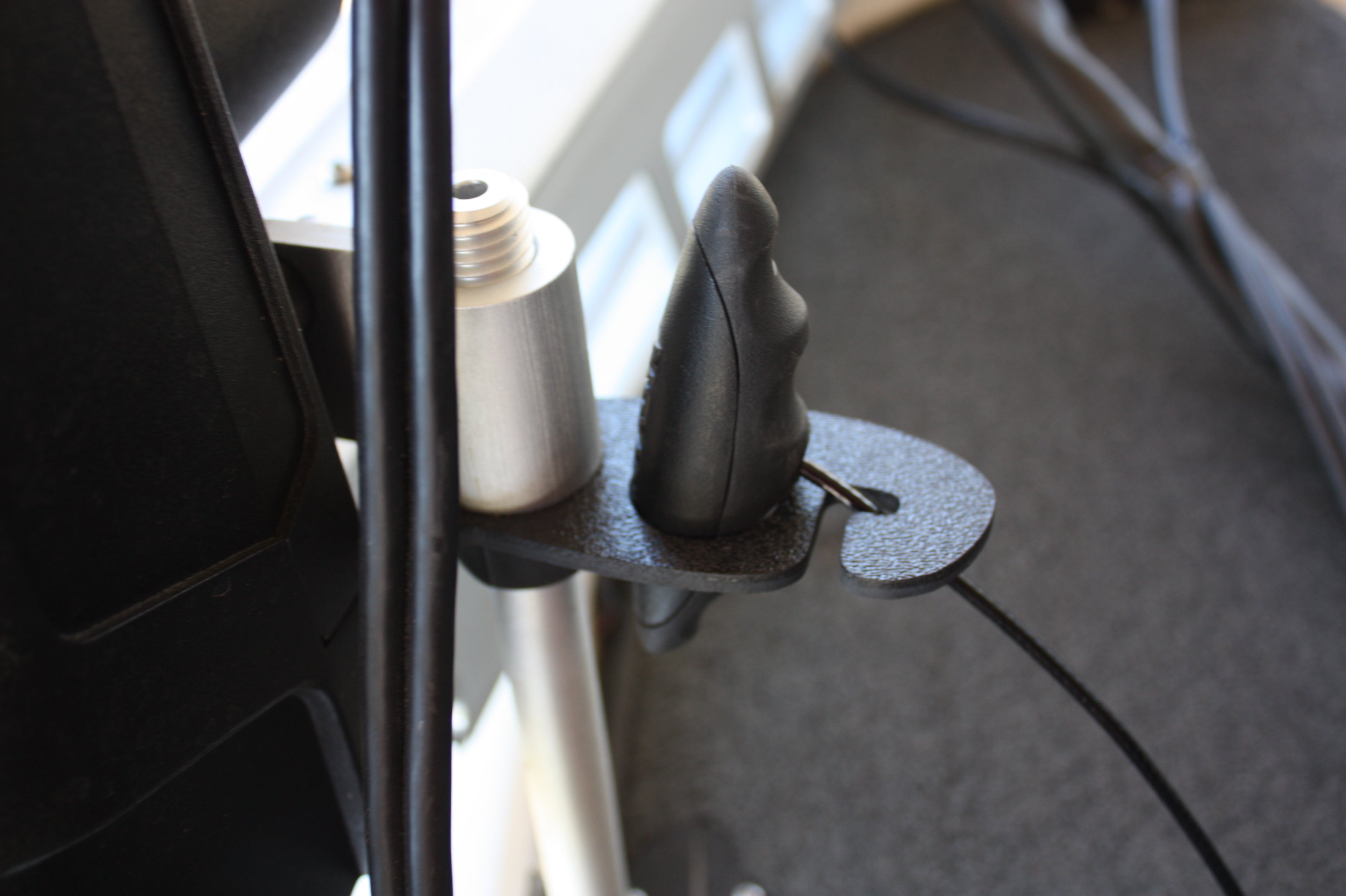 ampd-marine-tm-handle-holder