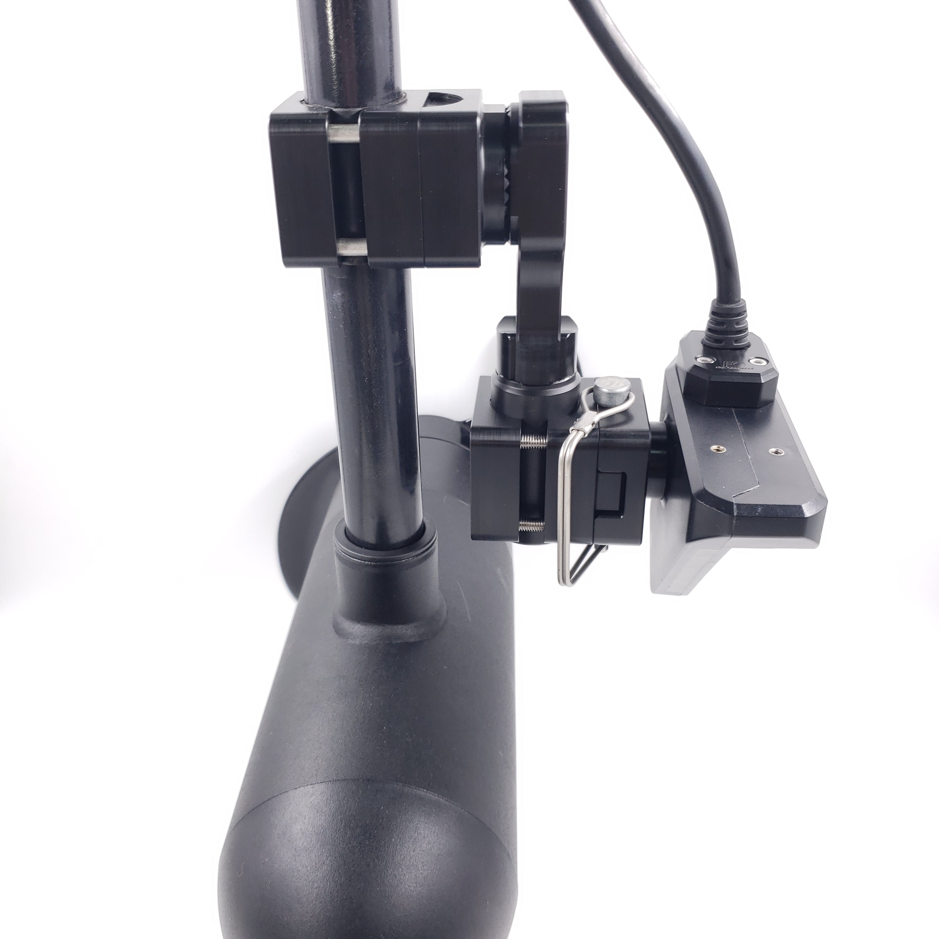 DOMINATOR-GARMIN LVS32 QUICK RELEASE MOUNT FOR TROLLING MOTOR / F.O. LINK SPACER INCLUDED