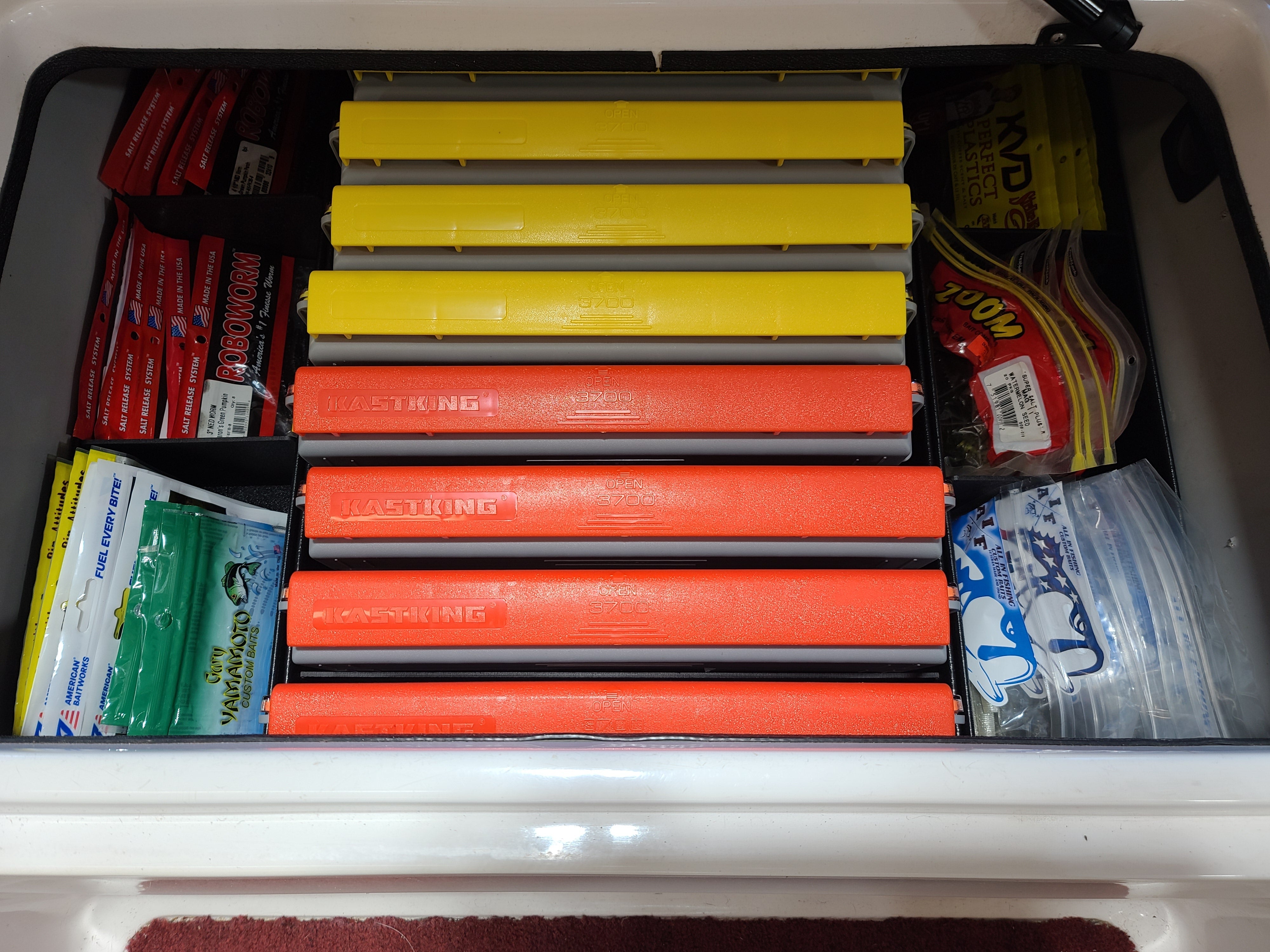 NPDSTR0007 1993 STRATOS 201 PRO XL COMPARTMENT