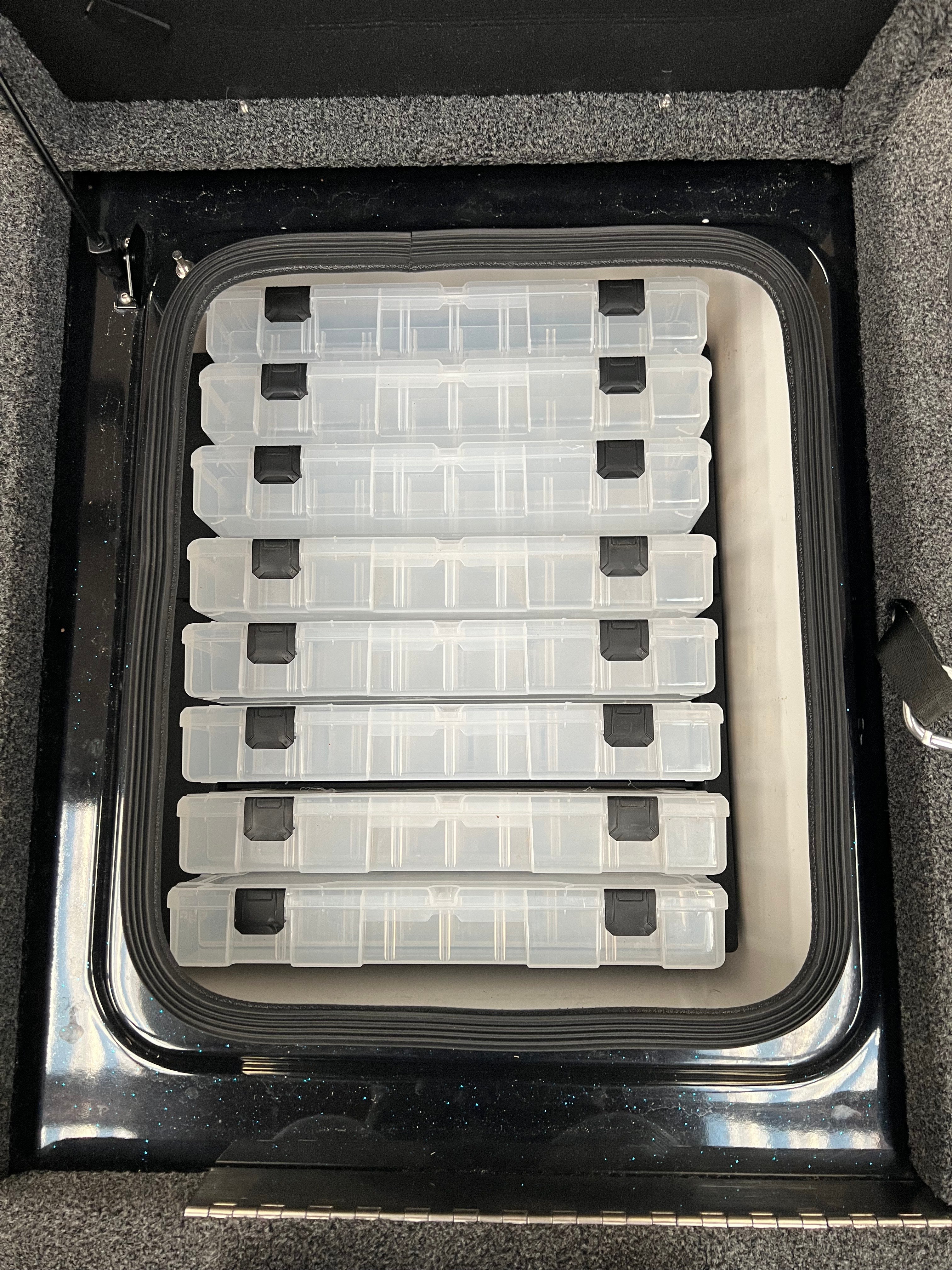 NPDBC0020 2025 BASS CAT CARACAL STS COMPARTMENT ONE TACKLE TRAY