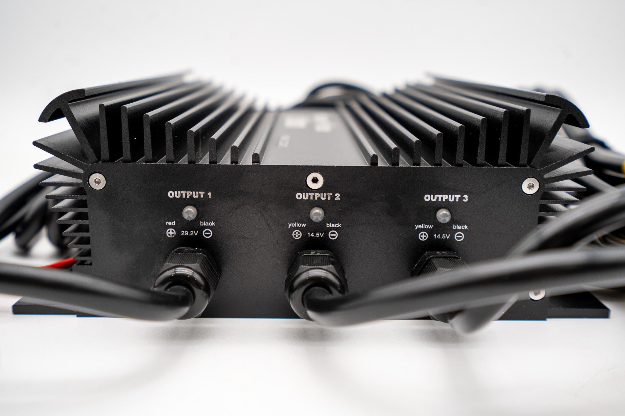 Triple Bank 12v, 12v & 24v marine waterproof Lead/AGM-Lithium charger