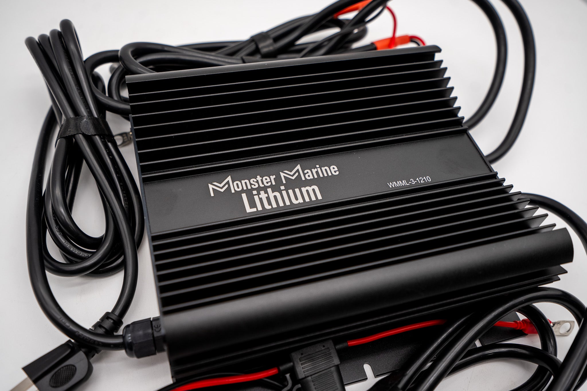 3 Bank Lithium/AGM/Lead Marine Waterproof Battery Charger