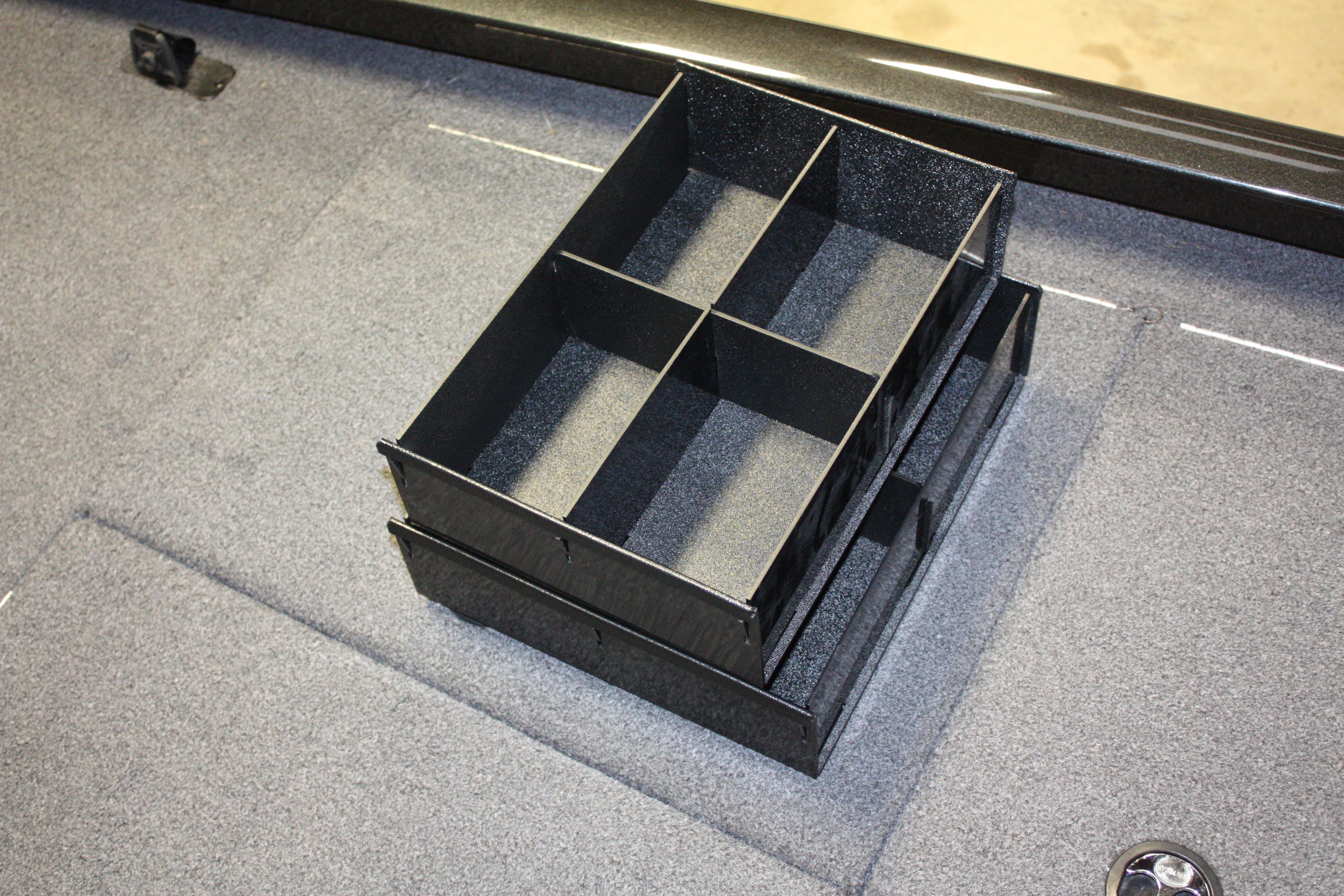 NPDRANG0031 2018 Ranger® RT198 FRONT STARBOARD  SOFT PLASTICS ORGANIZER