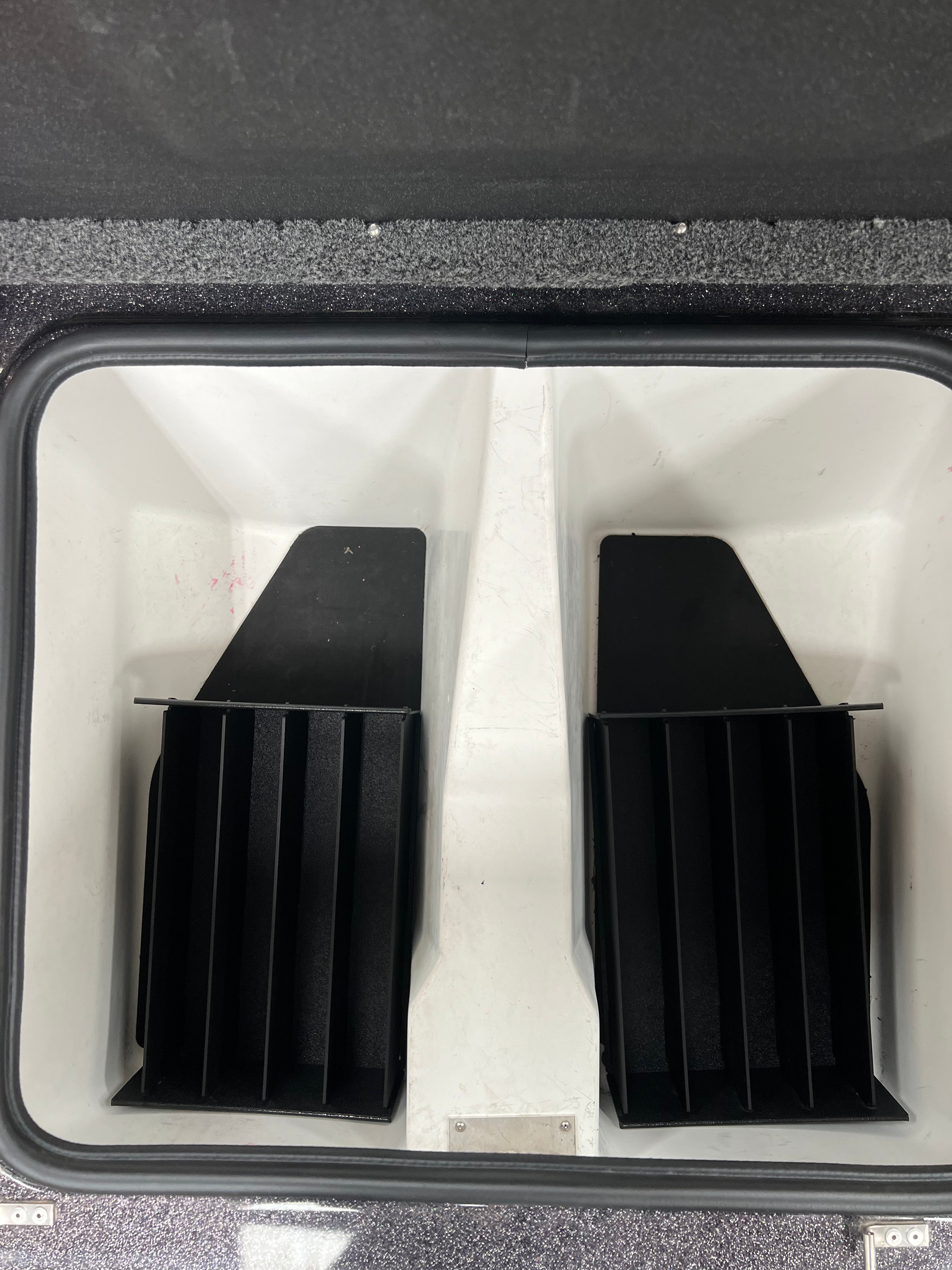 NPDBC0009 2022 - Current BASS CAT PUMA STS CENTER COMPARTMENT TRAY RACK SET