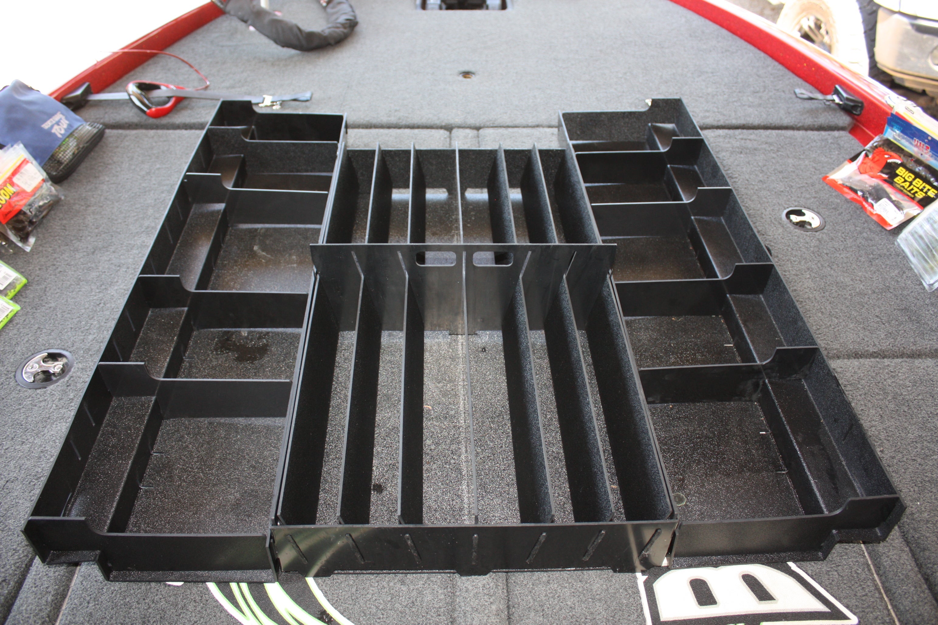 NPDSK0041 Skeeter® 2018-C ZX225/250 CENTER COMPARTMENT SOFT PLASTICS ORGANIZER SET