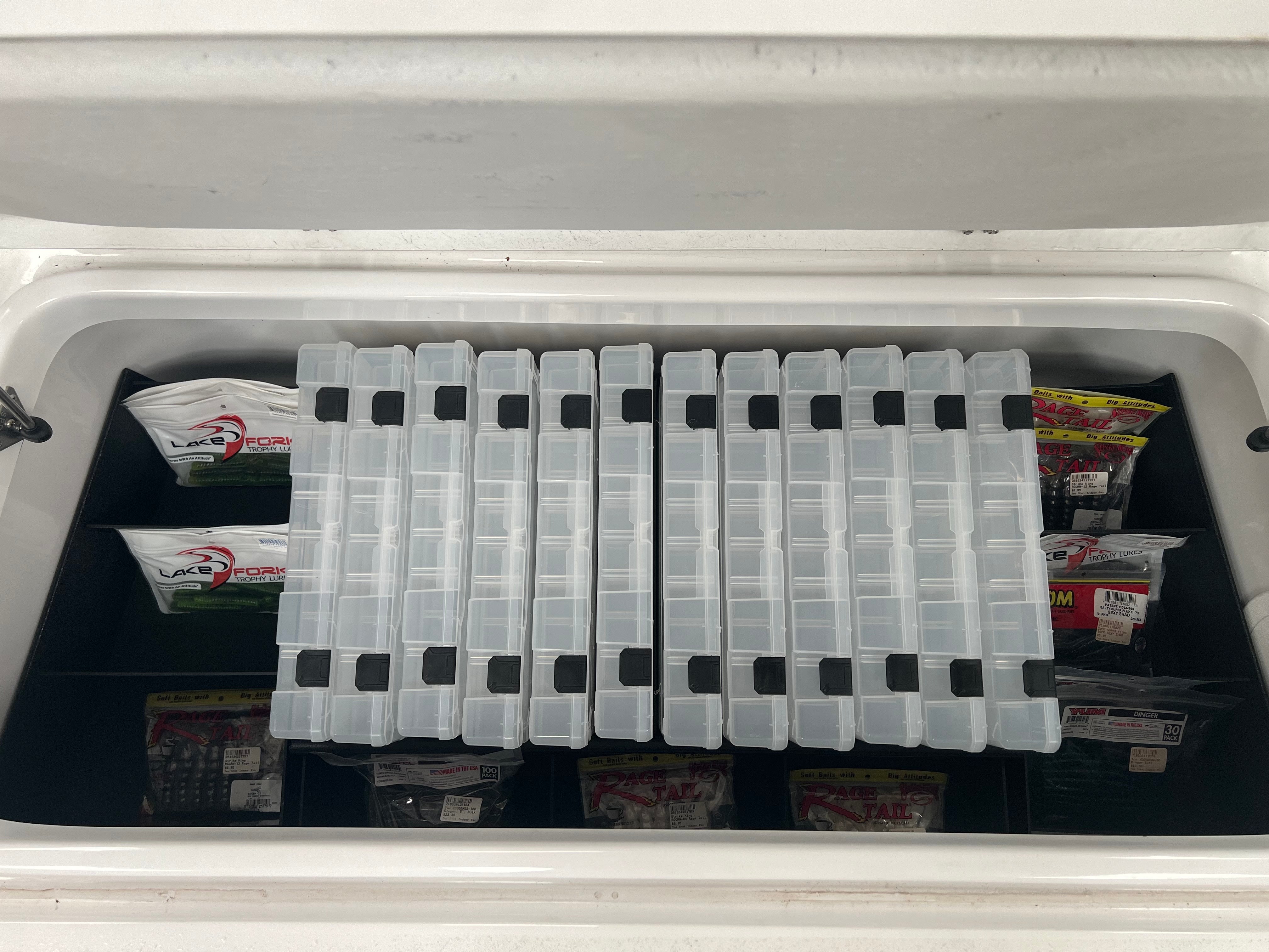 NPDBLAZ0002 2019-2024 BLAZER 675 ULTIMATE BAY  CENTER COMPARTMENT KIT