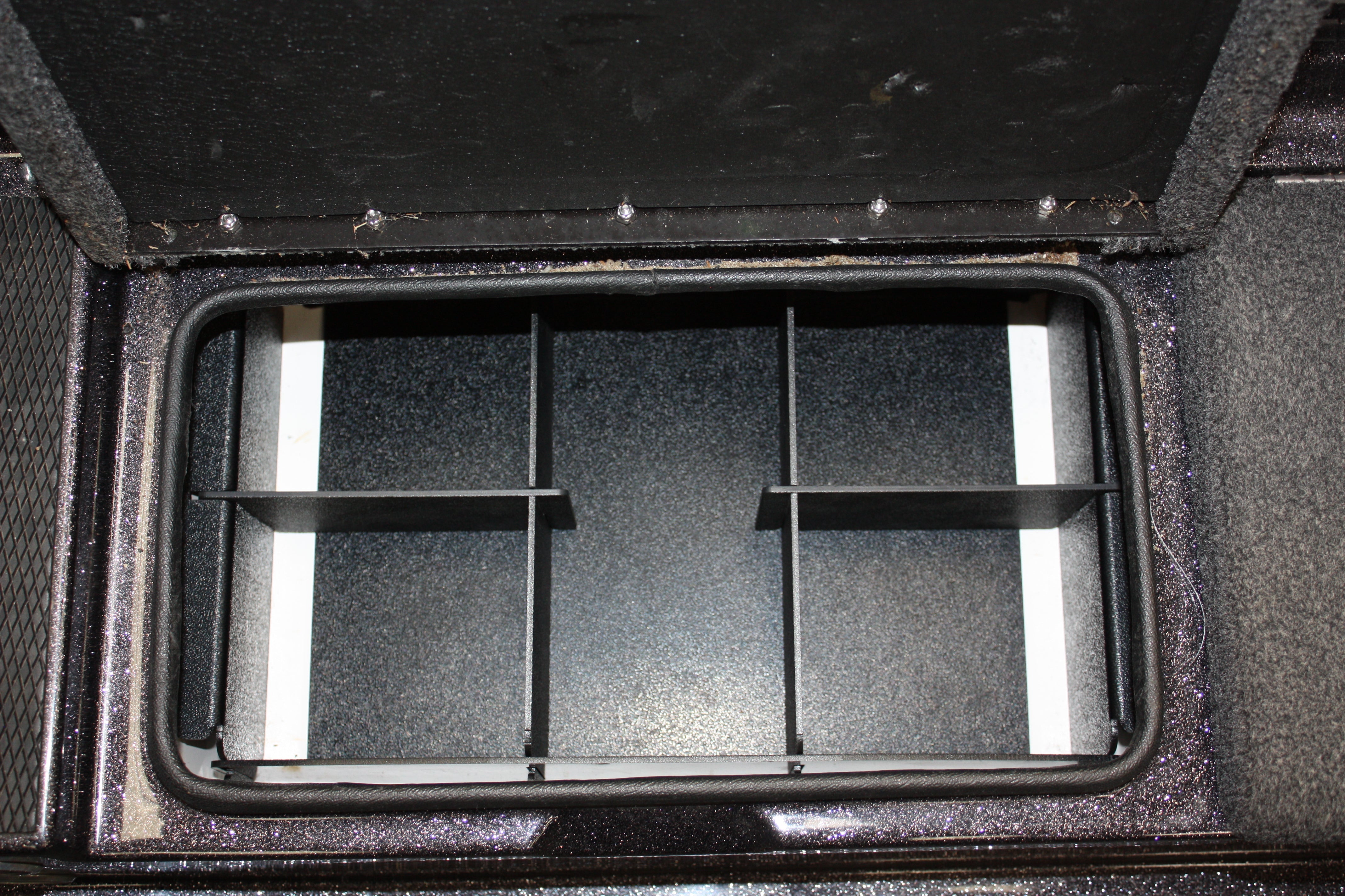 NPDBUL0004 2019 BULLET 21 XRS COOLER CONVERSION TO GLOVE BOX