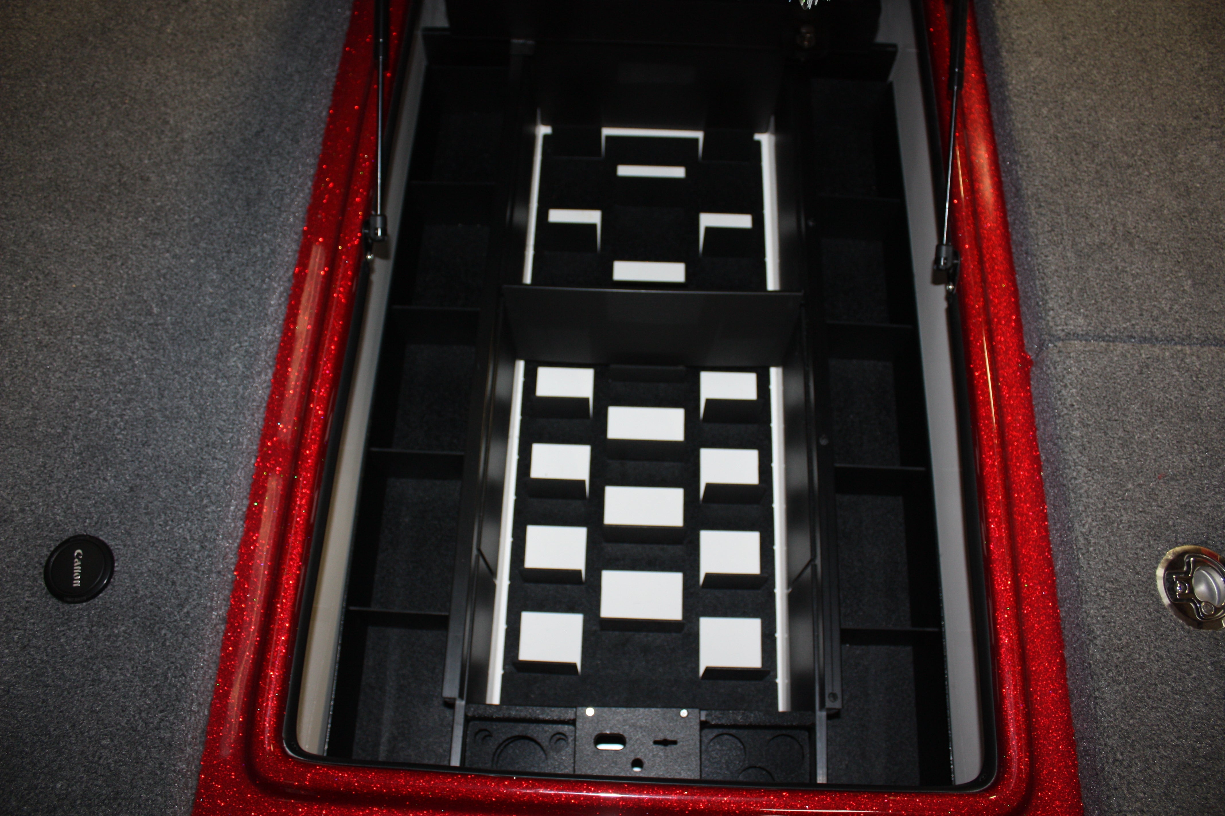 NPDFAL0012  2022 FALCON F21 PREDATOR 3700 STANDARD TACKLE TRAY RACK