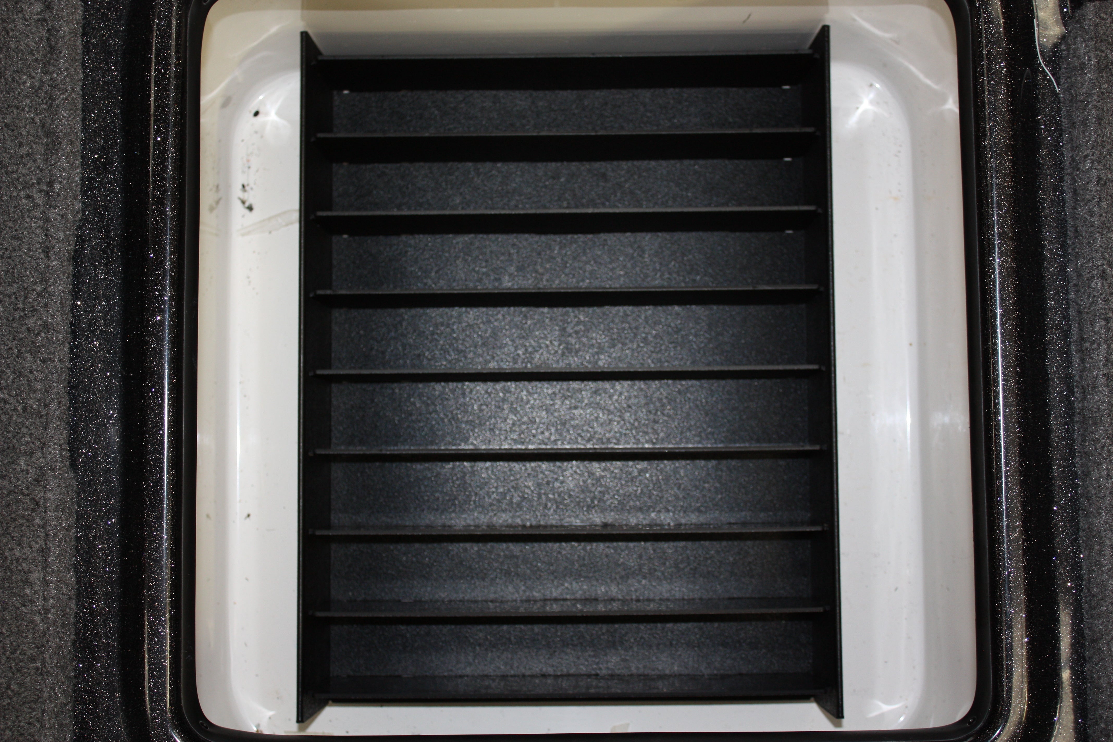 NPDFAL0018  2022 FALCON 21 TE REAR STORAGE COMPARTMENT PORT OR STARBOARD