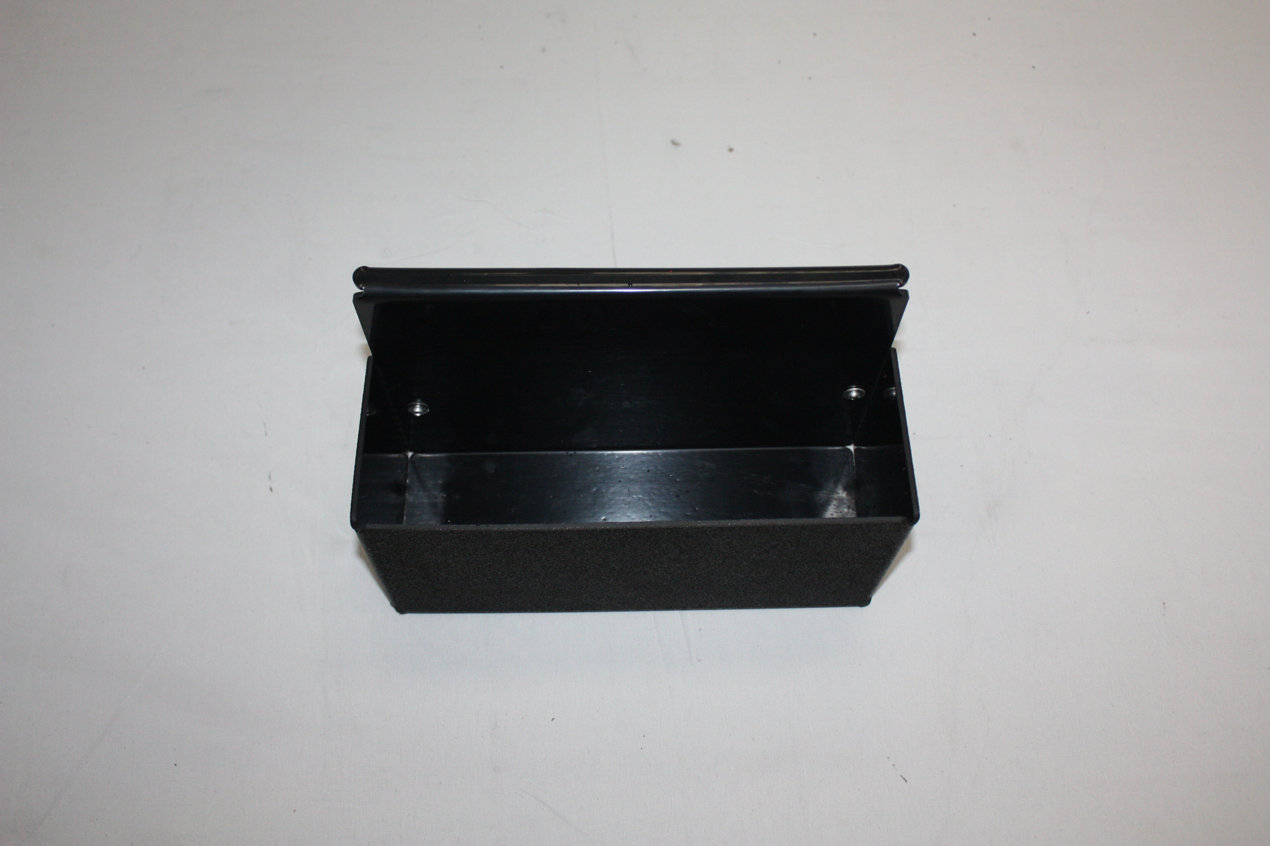 NPDSK0039 Skeeter®, XPRESS, GATOR TRAX CATCH ALL HANGING TRAY