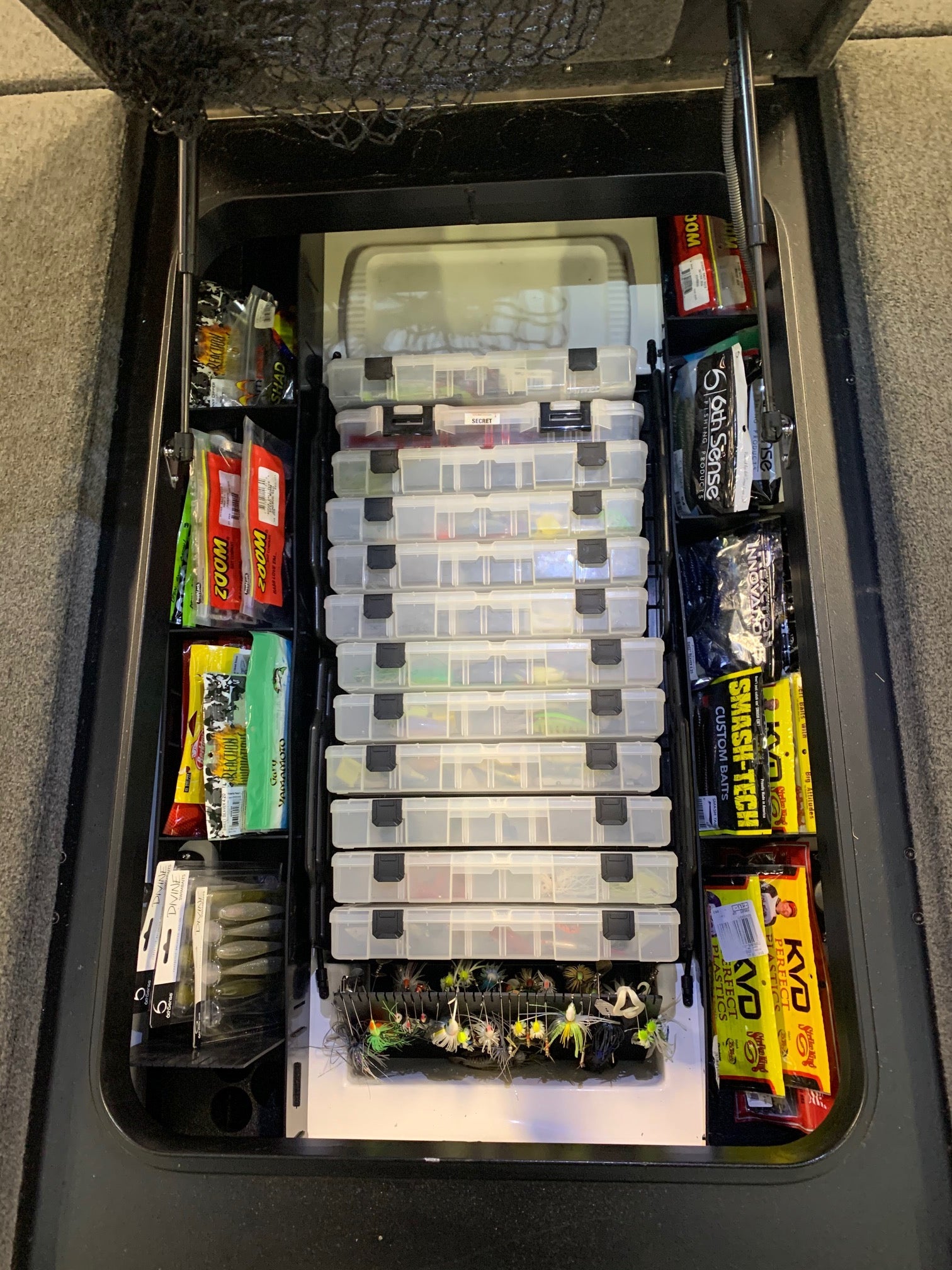 NPDSK0027 Skeeter® 2020-2023 FXR20/21, 2022-2025 ZXR 20/21 CENTER COMPARTMENT SOFT PLASTICS ORGANIZER SET