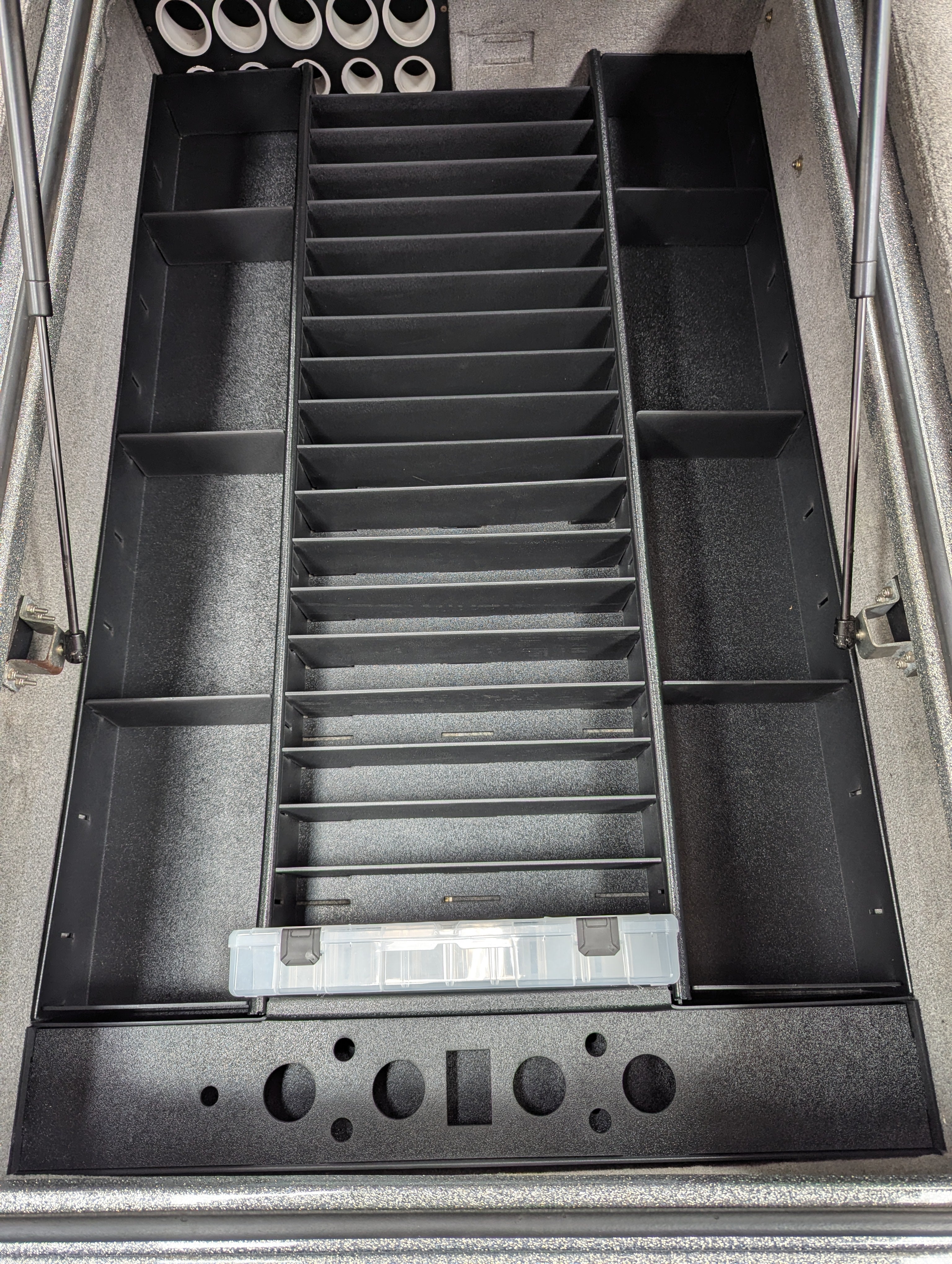 NPDLEG0001 2015 FRONT CENT COMPARTMENT