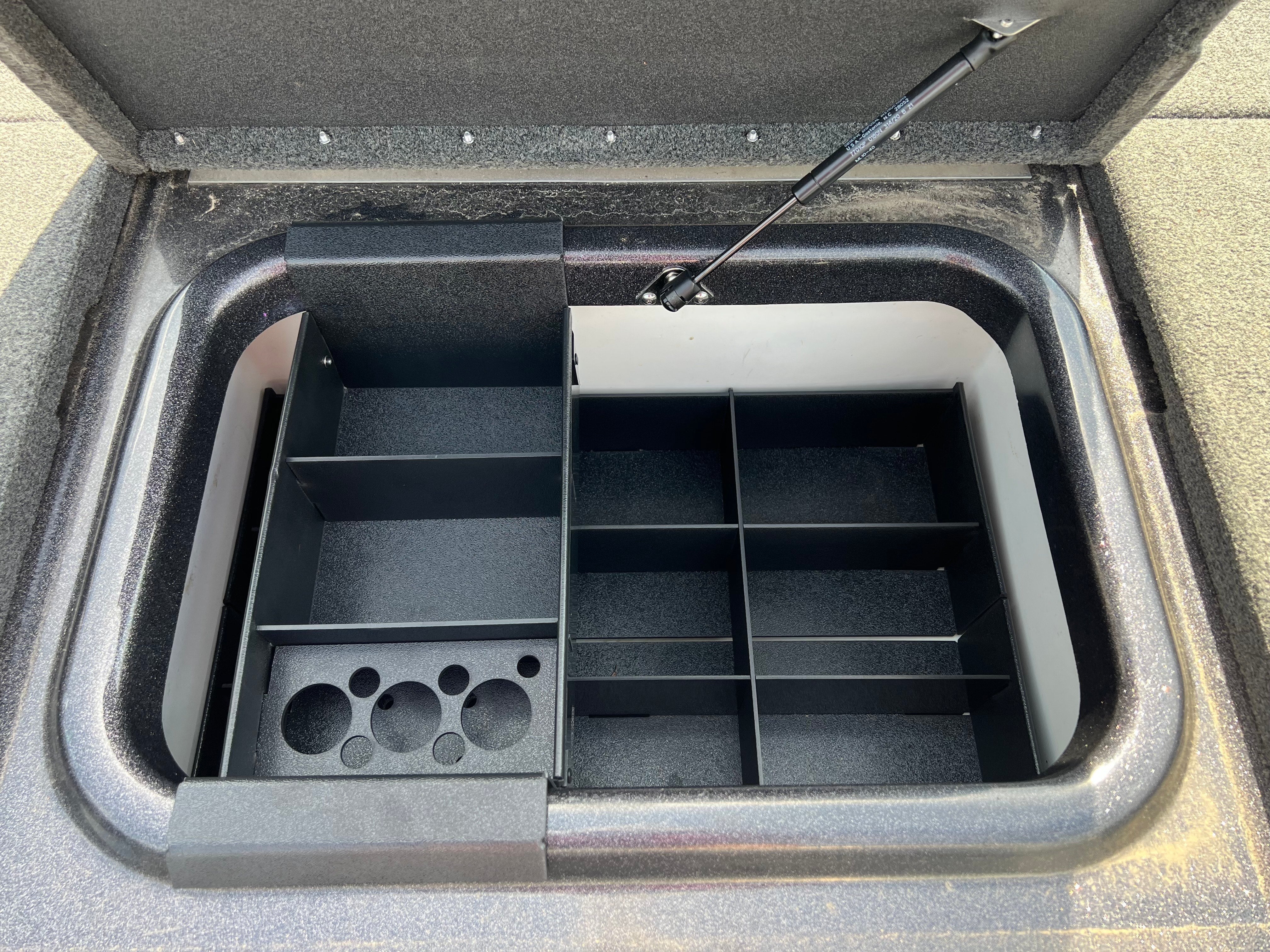 NPDSK0075  2022 ZX150 Skeeter® DAY TRAY